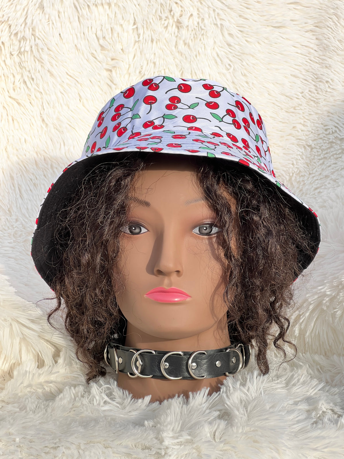 MINI CHERRY BUCKET HAT