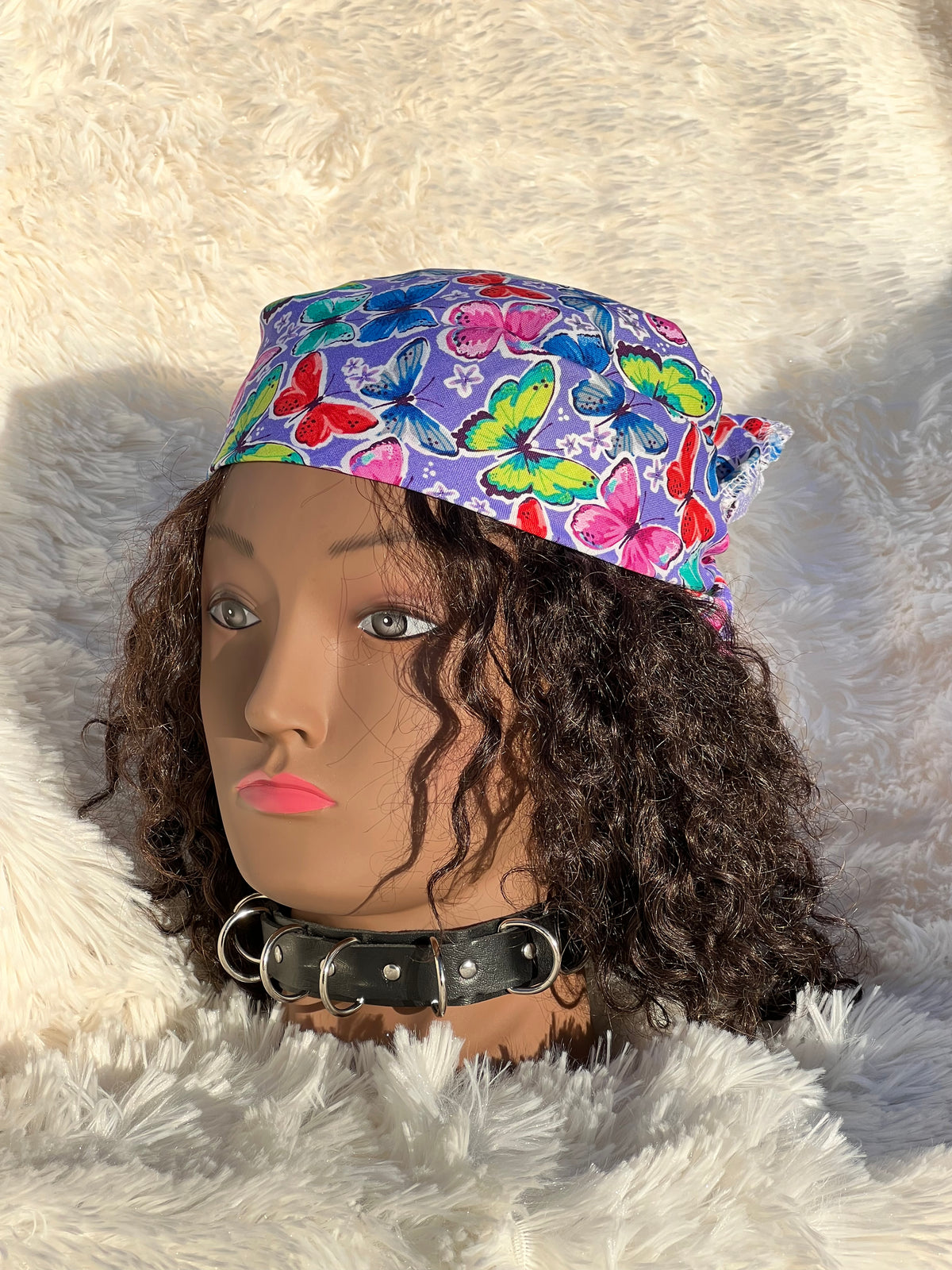 BUTTERFLY WONDER RETRO SQUARE HEADSCARF