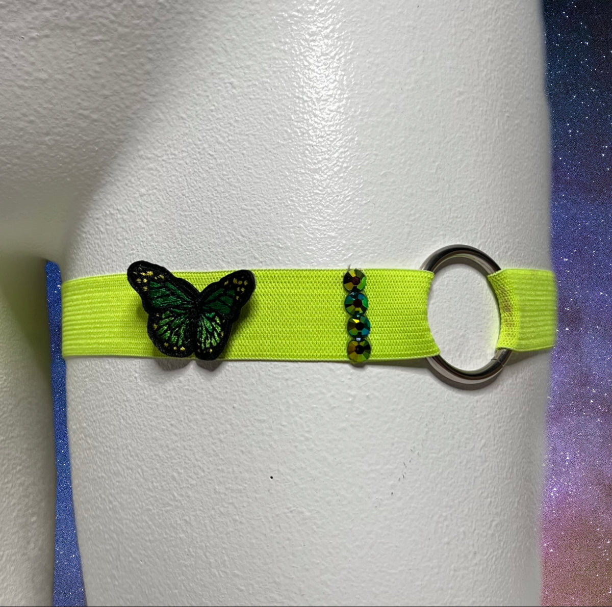 ELECTRICITY GREEN BUTTERFLY GARTER