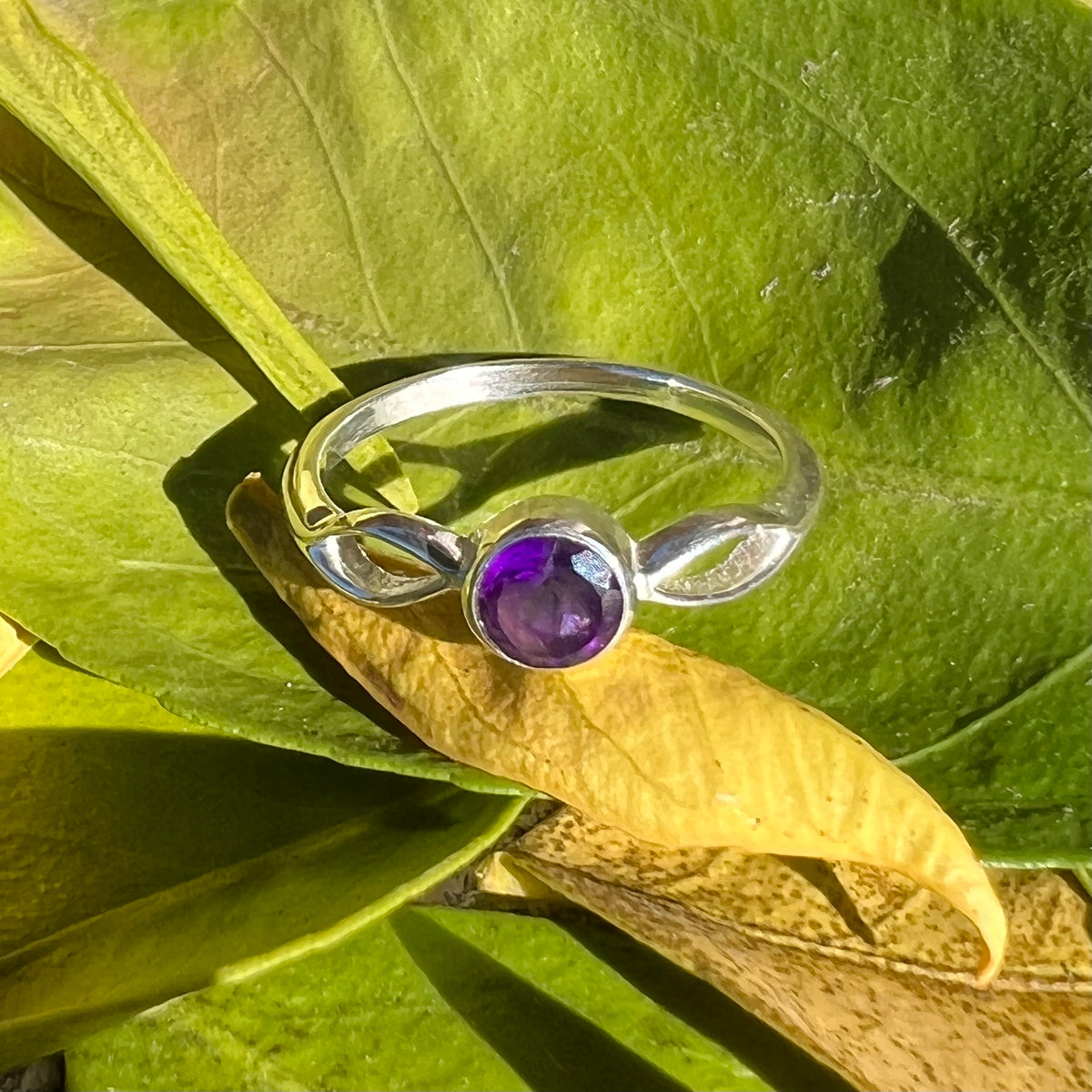 AMETHYST 925 STERLING SILVER RING