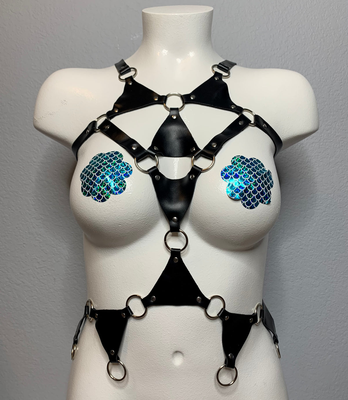 Warped Body Harness