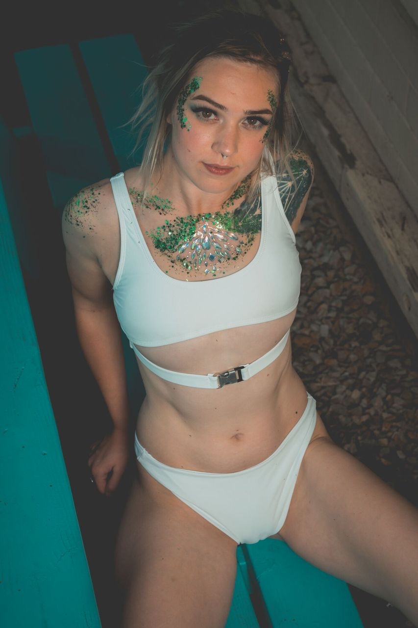 FREE YOURSELF HIGH CUT BOTTOMS