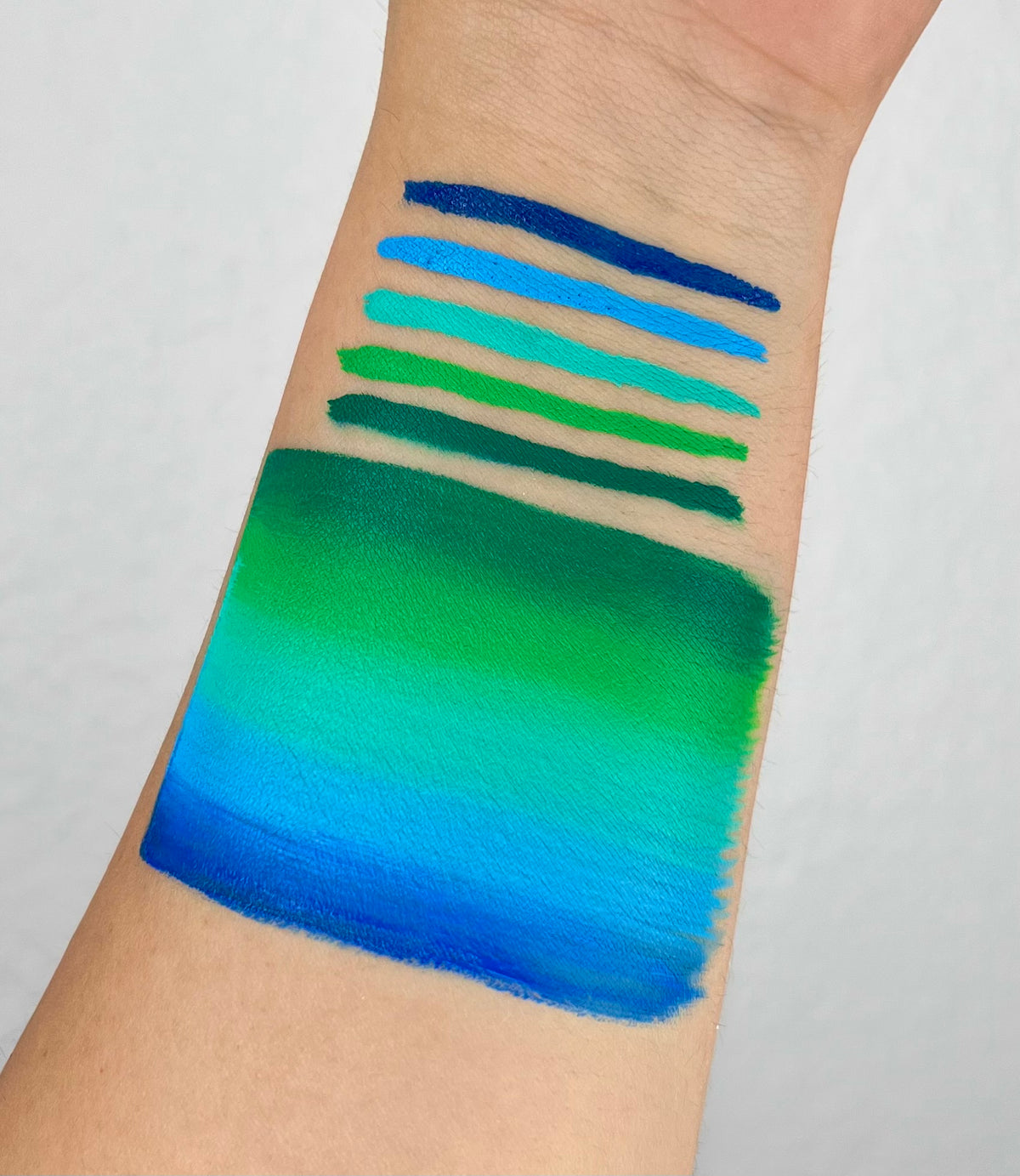 ADULT SWIM WATER ACTIVATED CAKE LINERS