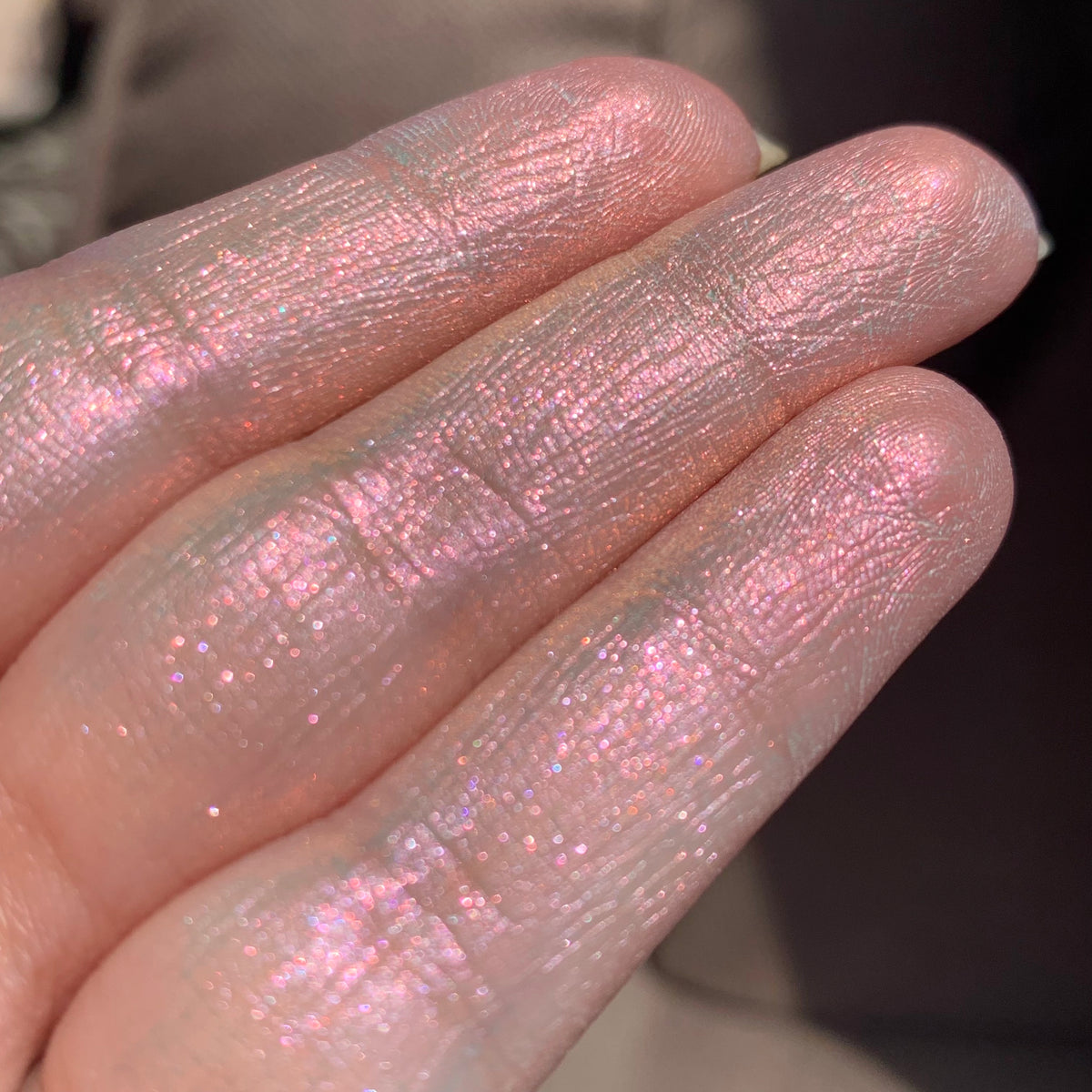 PRIMROSE LIQUID EYESHADOW