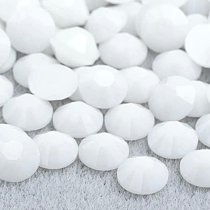 SNOW LOOSE GEMS