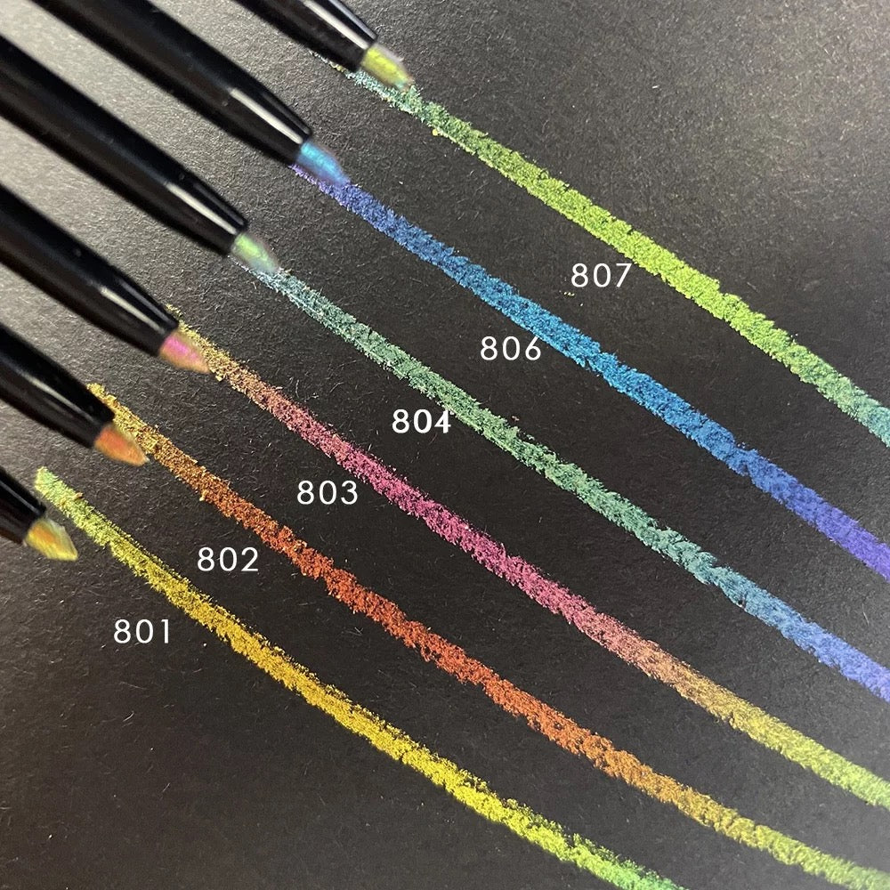 Multi-Chrome Eyeliner