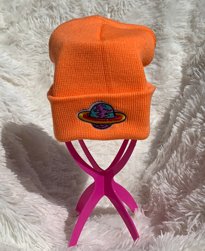 PLANET EMBROIDERED BEANIE