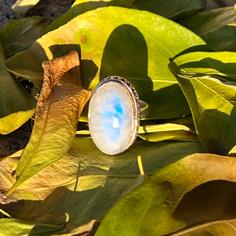 MOONSTONE 925 STERLING SILVER RING