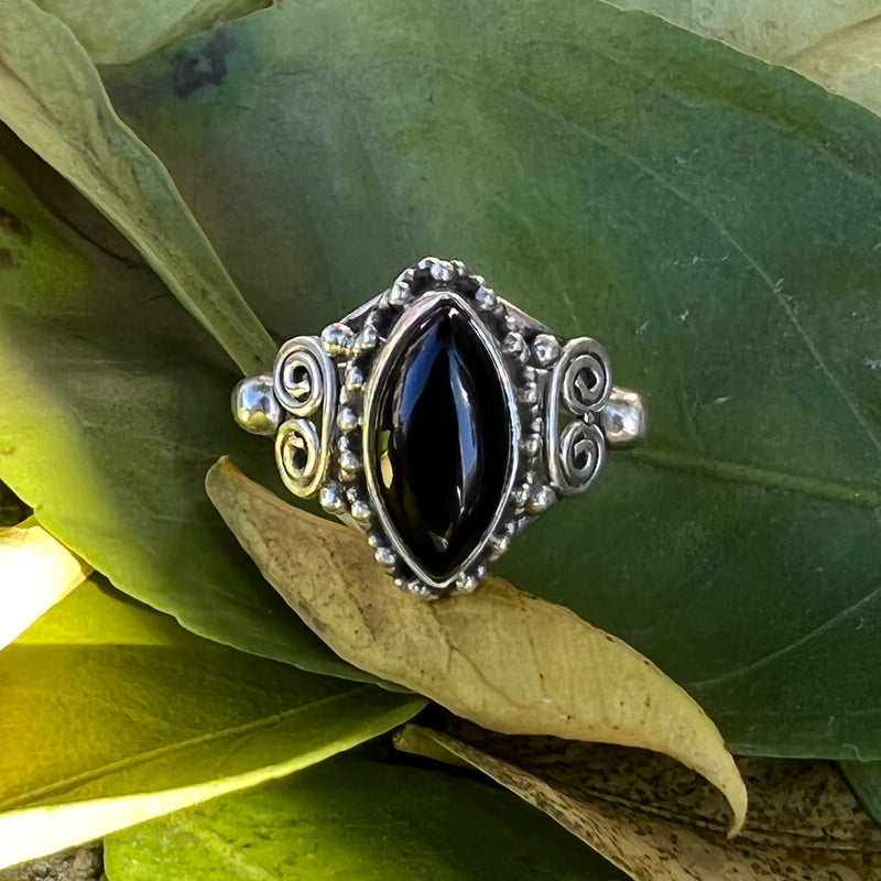 Black Onyx Leaf Hand Carved Sterling Silver Ring – SAVI GEMS